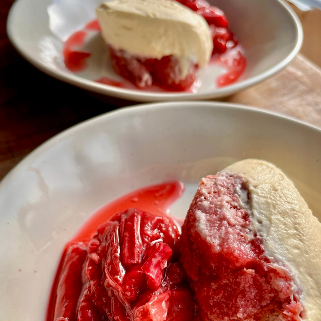 Rhubarb Raspberry Trifle